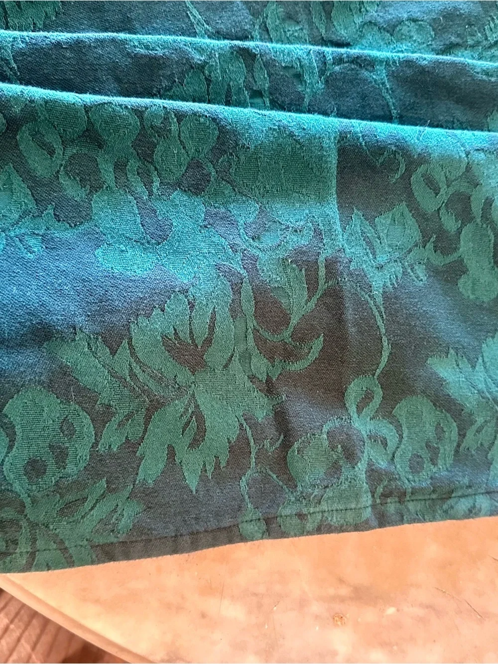 Crate&Barrel Teal Green Dinner Napkins (6)